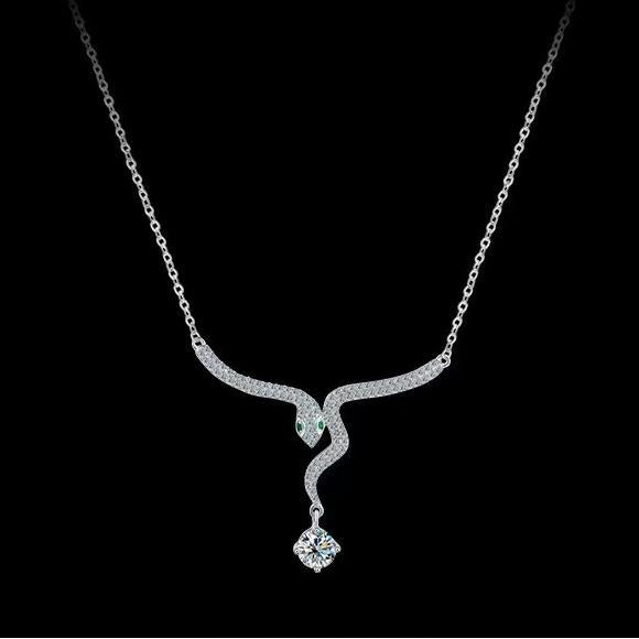 Taoist full diamond snake necklace, zodiac snake year, zircon collarbone chain, personalized wind, natal year, small snake fringed pendant.